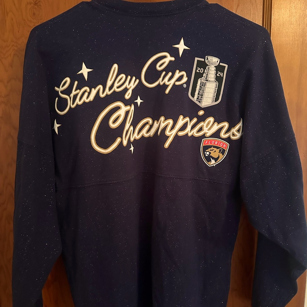 Ladies extra small Florida Panthers Stanley Cup champion, long sleeve